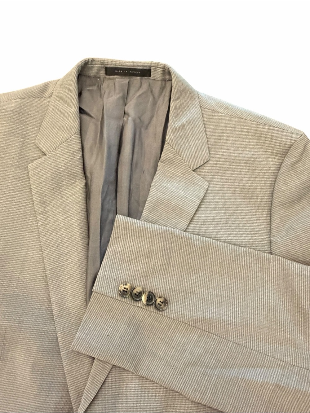 Hugo Boss Lanificio Tesse Biella Tan Gray Blazer Sport Coat 42L SM Stains
Lani